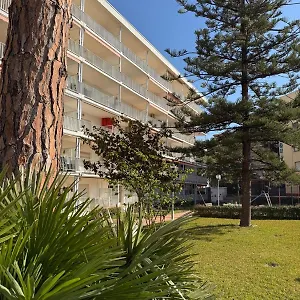 Апартаменты Hesperia Palmyra, Салоу